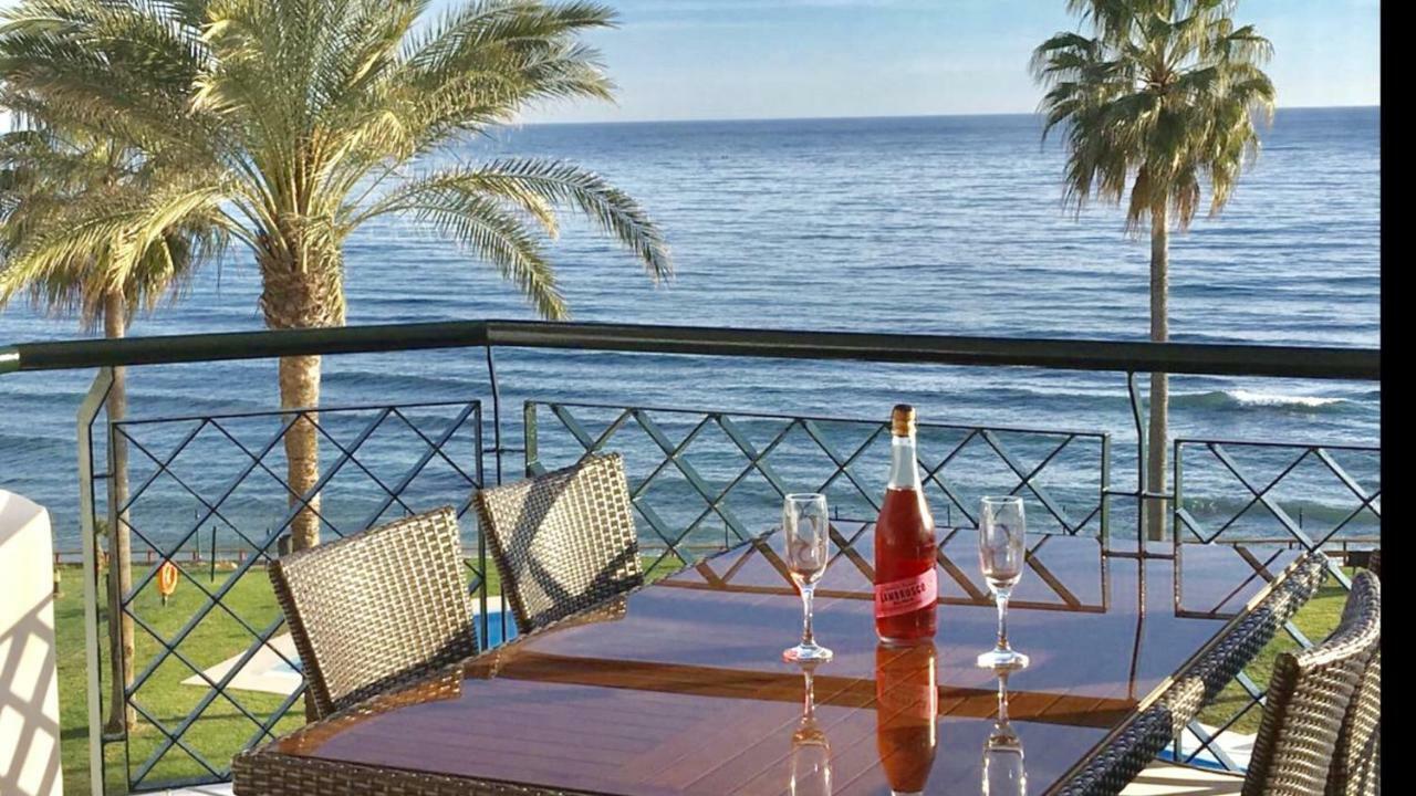 Mi Capricho A16 Beachfront Apartment Sitio de Calahonda エクステリア 写真